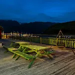 Manndalen Sjobuer Lodge