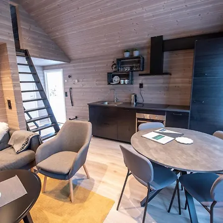 Manndalen Sjøbuer * Samuelsberg