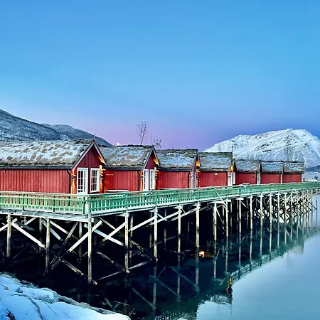 Lodger Manndalen Sjøbuer *