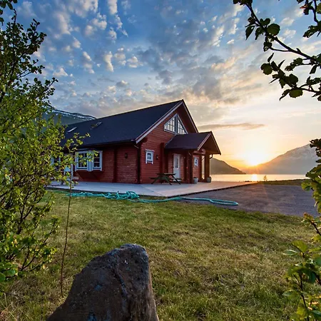 Manndalen Sjøbuer *