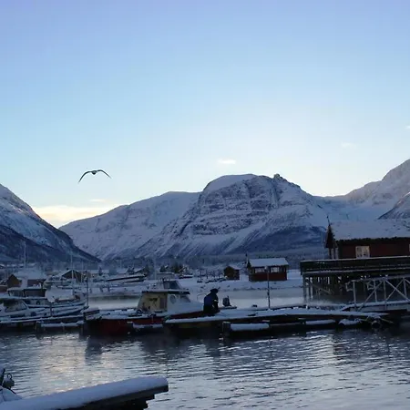 Lodger Manndalen Sjøbuer Samuelsberg