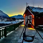 Manndalen Sjobuer *