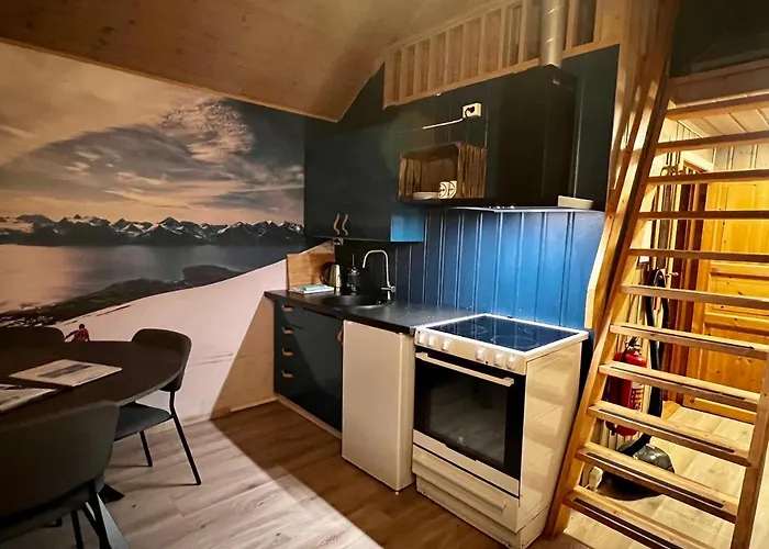 Lodge Manndalen Sjobuer